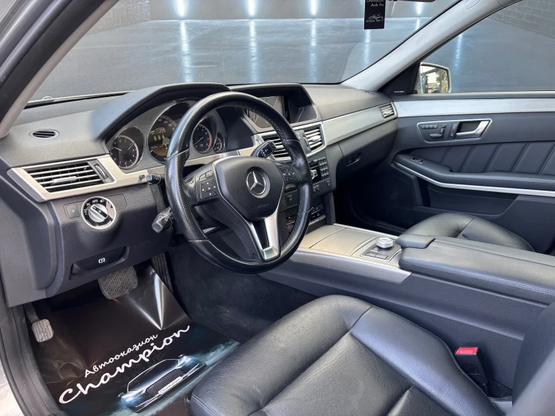 Mercedes-Benz E 500 AMG Packet , снимка 9 - Автомобили и джипове - 51830440
