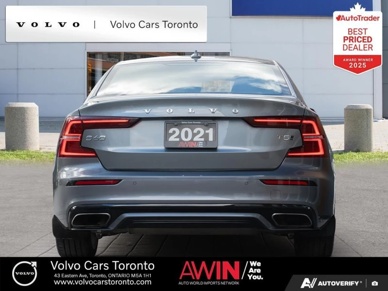 Volvo S60 * T5 AWD Momentum | Climate | Premium | 21&#34; wh, снимка 6 - Автомобили и джипове - 52725912