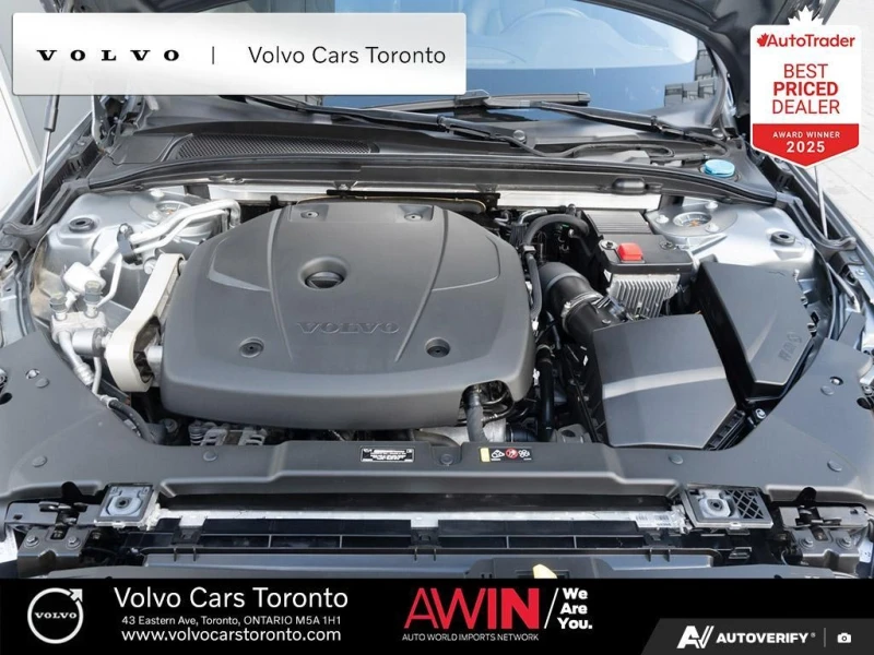 Volvo S60 * T5 AWD Momentum | Climate | Premium | 21&#34; wh, снимка 9 - Автомобили и джипове - 52725912