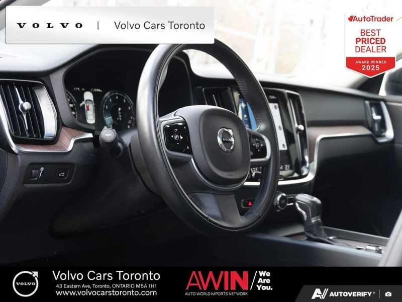 Volvo S60 * T5 AWD Momentum | Climate | Premium | 21&#34; wh, снимка 14 - Автомобили и джипове - 52725912