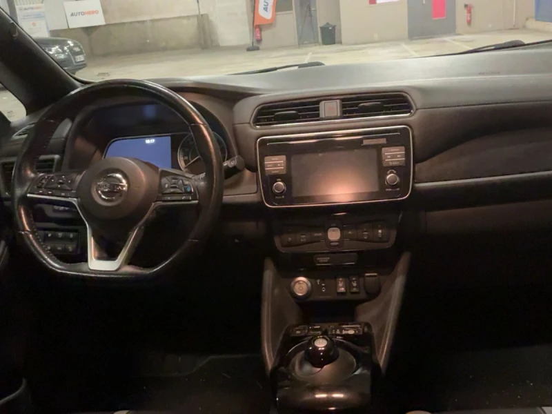 Nissan Leaf  Electric Drive 150 к.с.Най-високо ниво, снимка 8 - Автомобили и джипове - 52868282