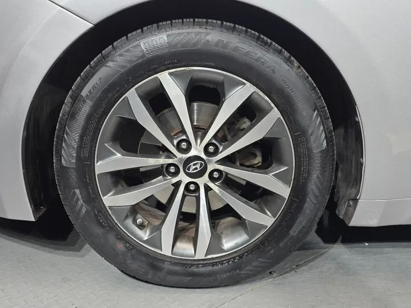 Hyundai Grandeur 2.4, снимка 5 - Автомобили и джипове - 54626077