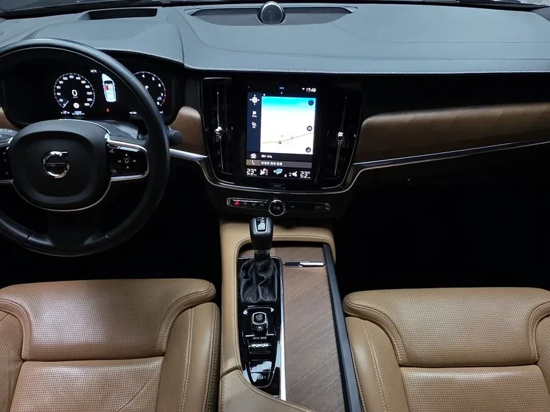 Volvo S90 T5 Inscription, снимка 7 - Автомобили и джипове - 55738177