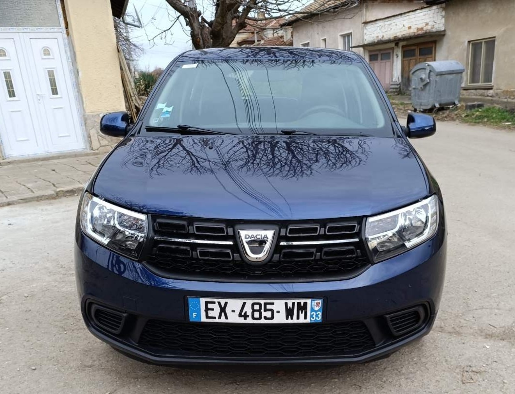 Dacia Sandero 1.0i 2018/Klima 40000km - изображение 1
