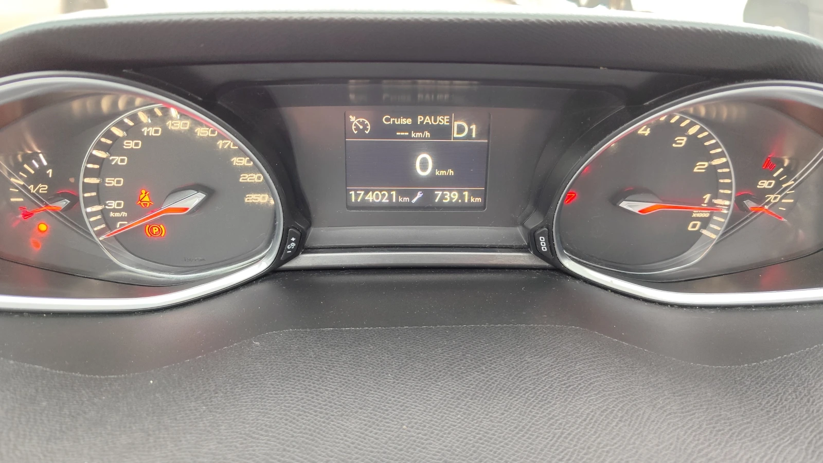 Peugeot 308 1.2i turbo Германия  | Mobile.bg — изображение 14