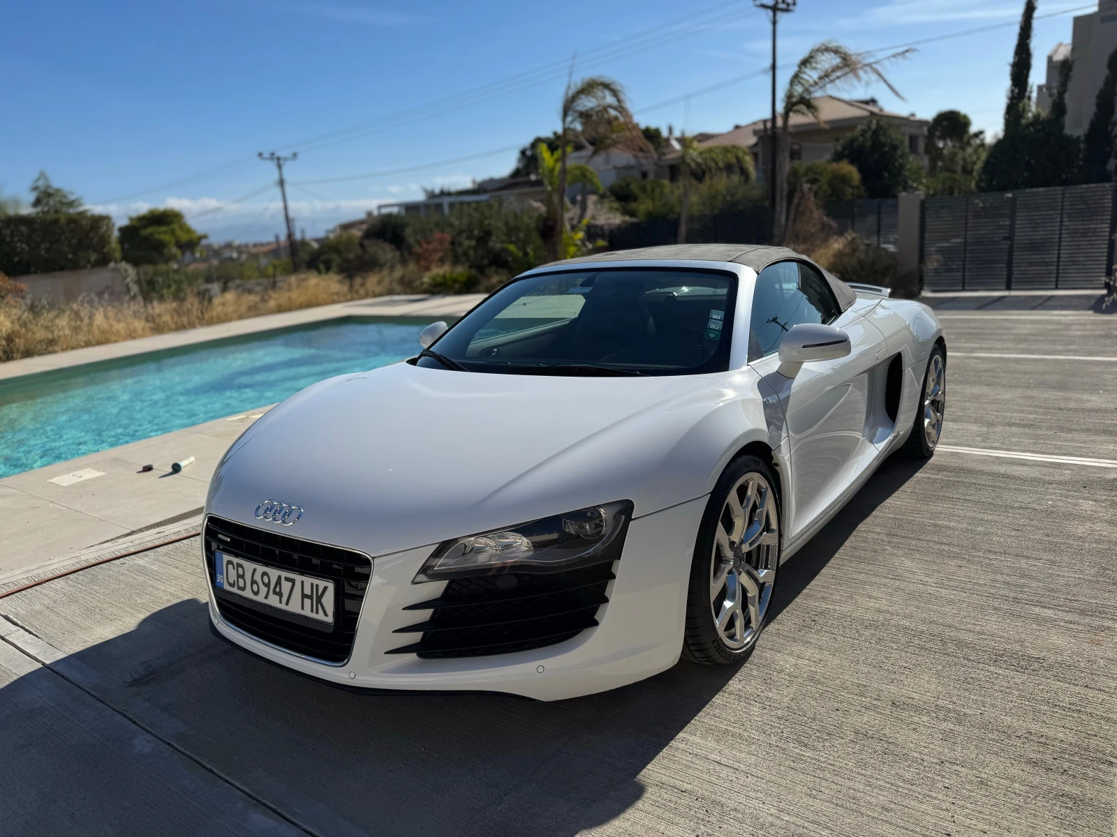 Audi R8 Spyder - изображение 3