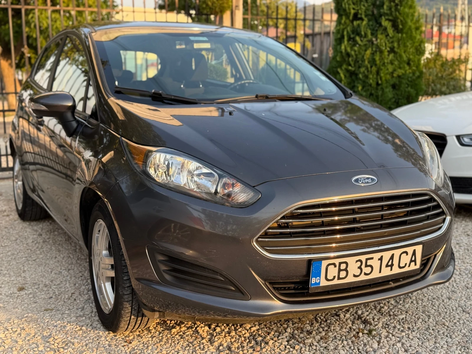 Ford Fiesta 1.6i АВТОМАТИК - изображение 2
