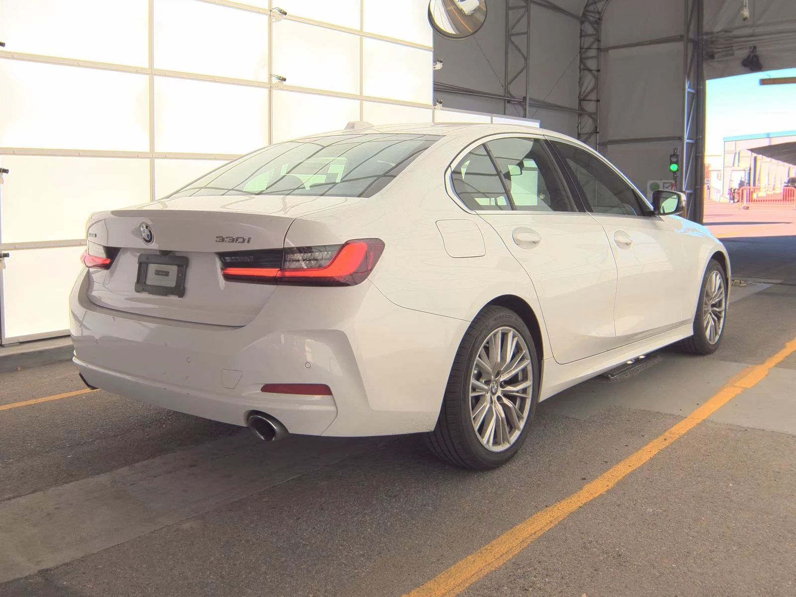 BMW 330 * Фиксирана Цена*  - изображение 4