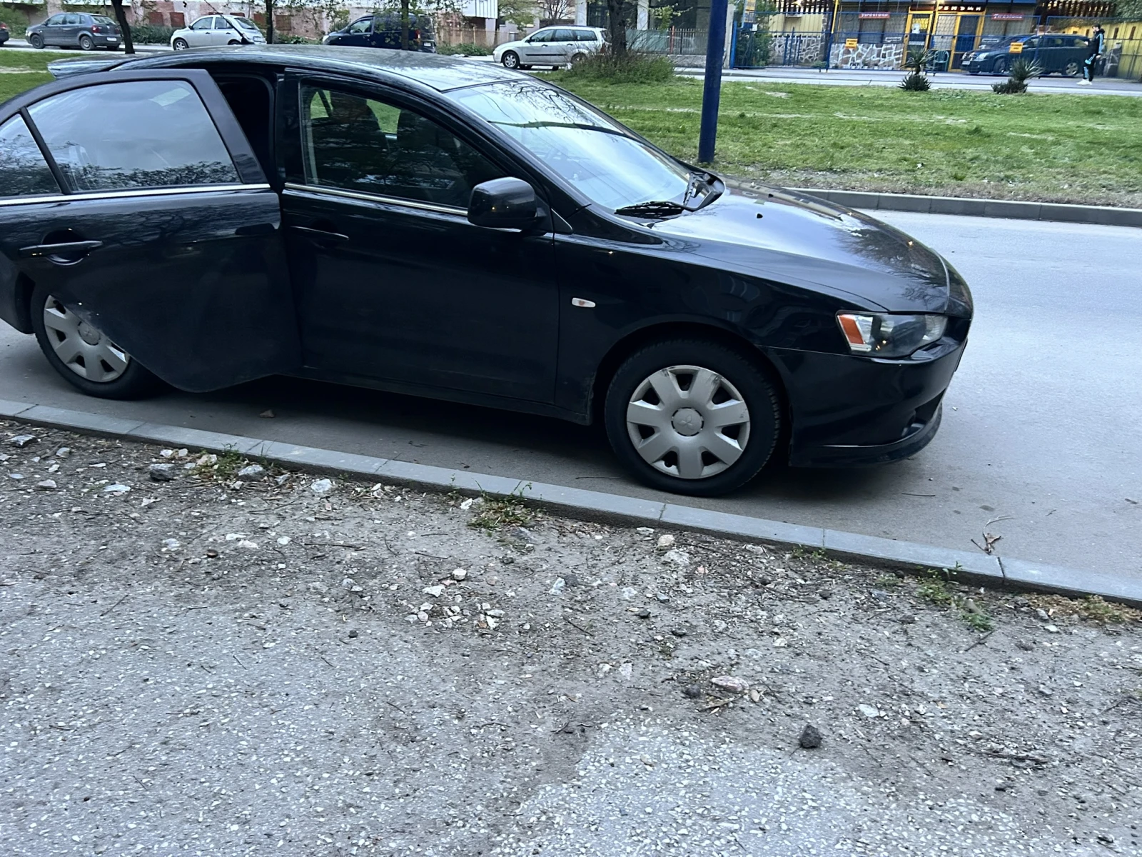 Mitsubishi Lancer  - изображение 5