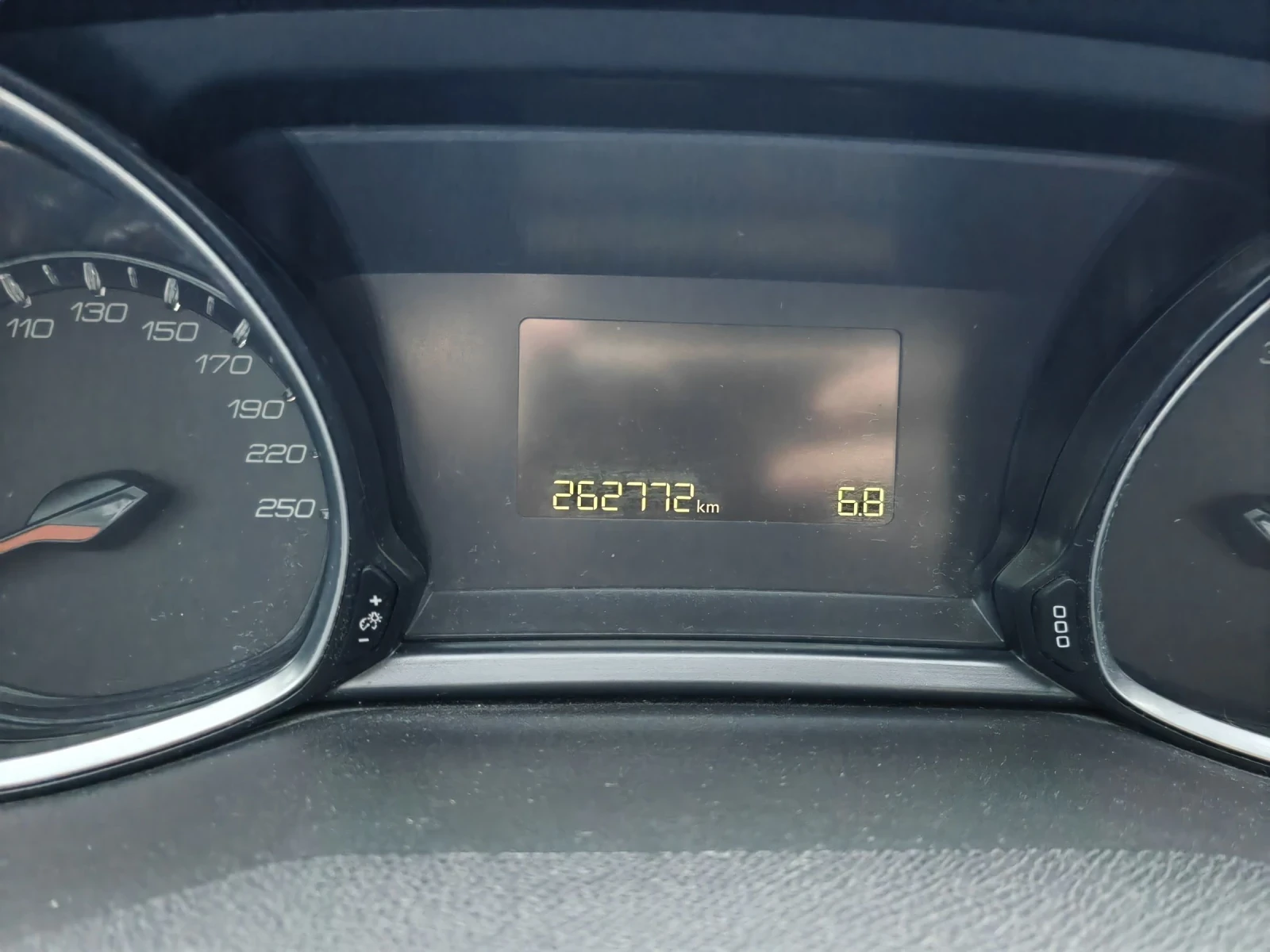 Peugeot 308 1.6blue Hdi Facelift / carplay | Mobile.bg   10