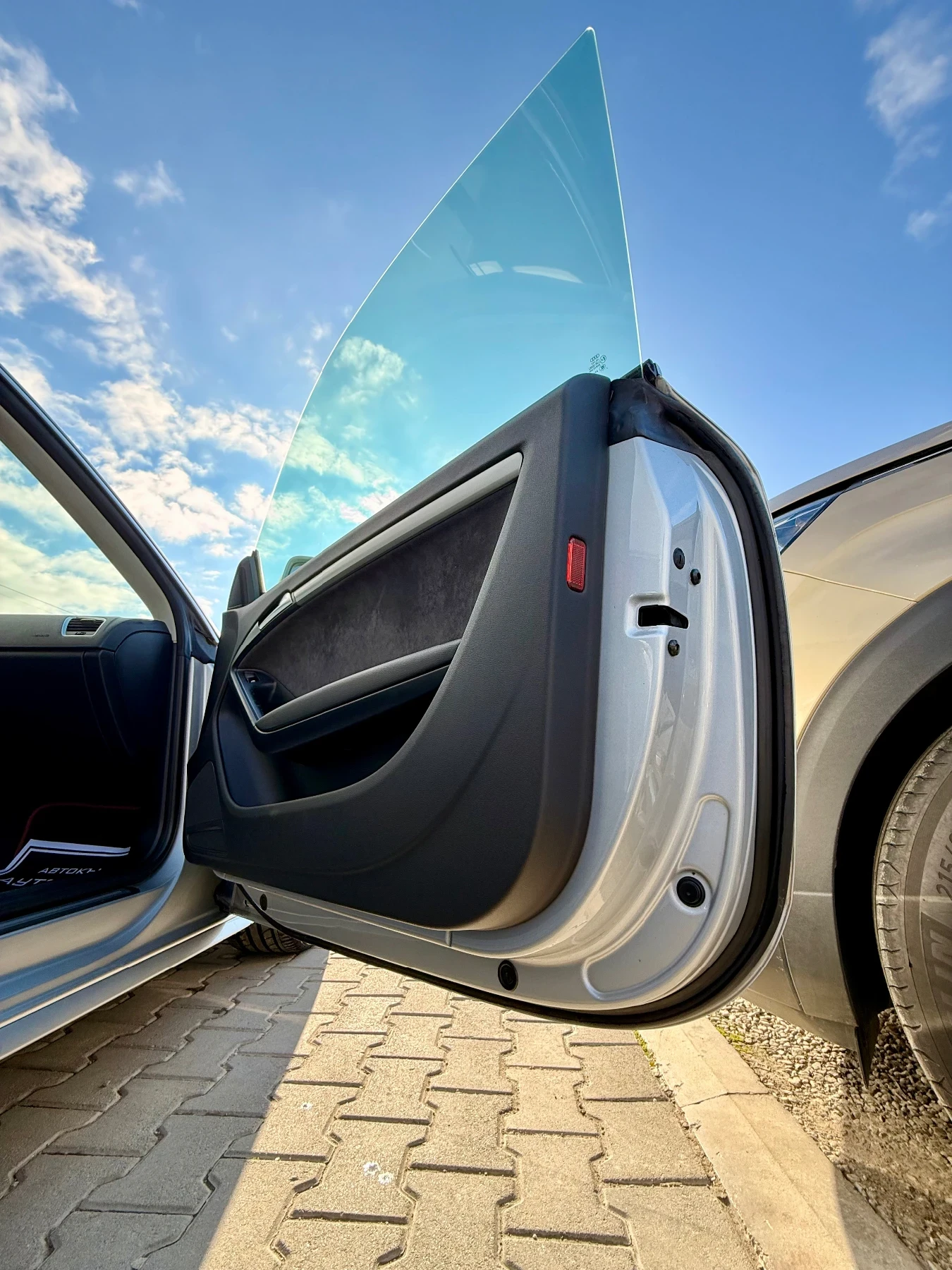 Audi A5 3.0* Quattro* Сервизна история* Топ* Клима* Ръчка* - изображение 7