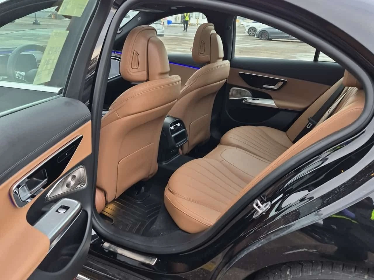 Mercedes-Benz E 450 * BURMESTER* ОБДУХВАНЕ* AMBIENT * CARFAX * , снимка 12 - Автомобили и джипове - 53745677