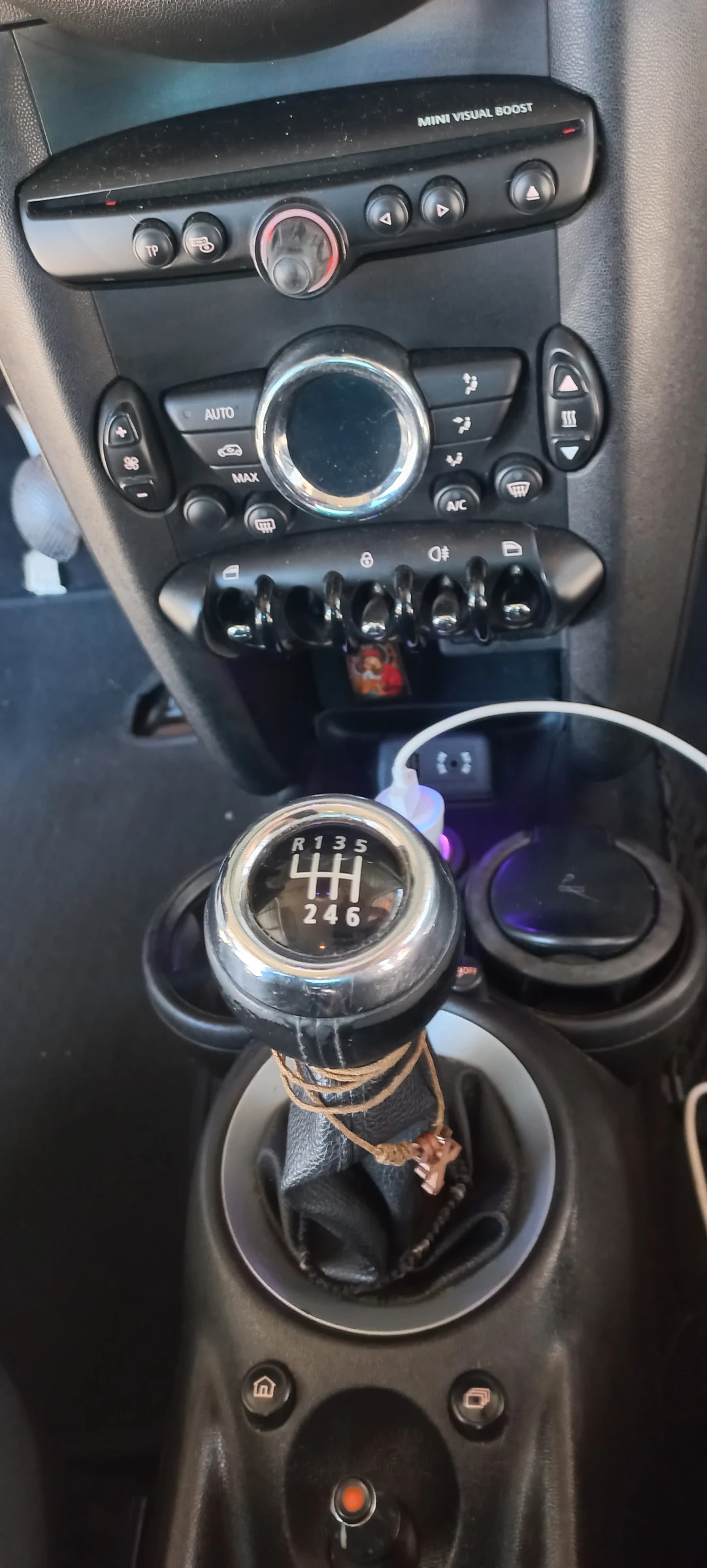 Mini Cooper EURO 6-КАСКО, снимка 11 - Автомобили и джипове - 54106084