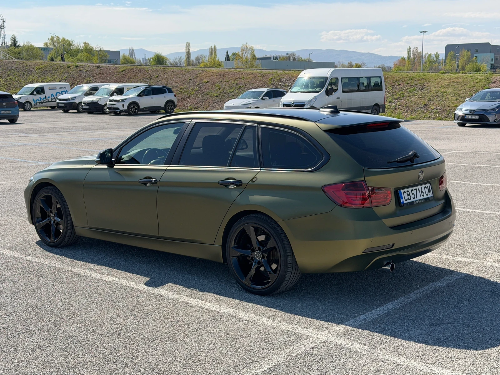 BMW 318 2.0D, снимка 4 - Автомобили и джипове - 54311666