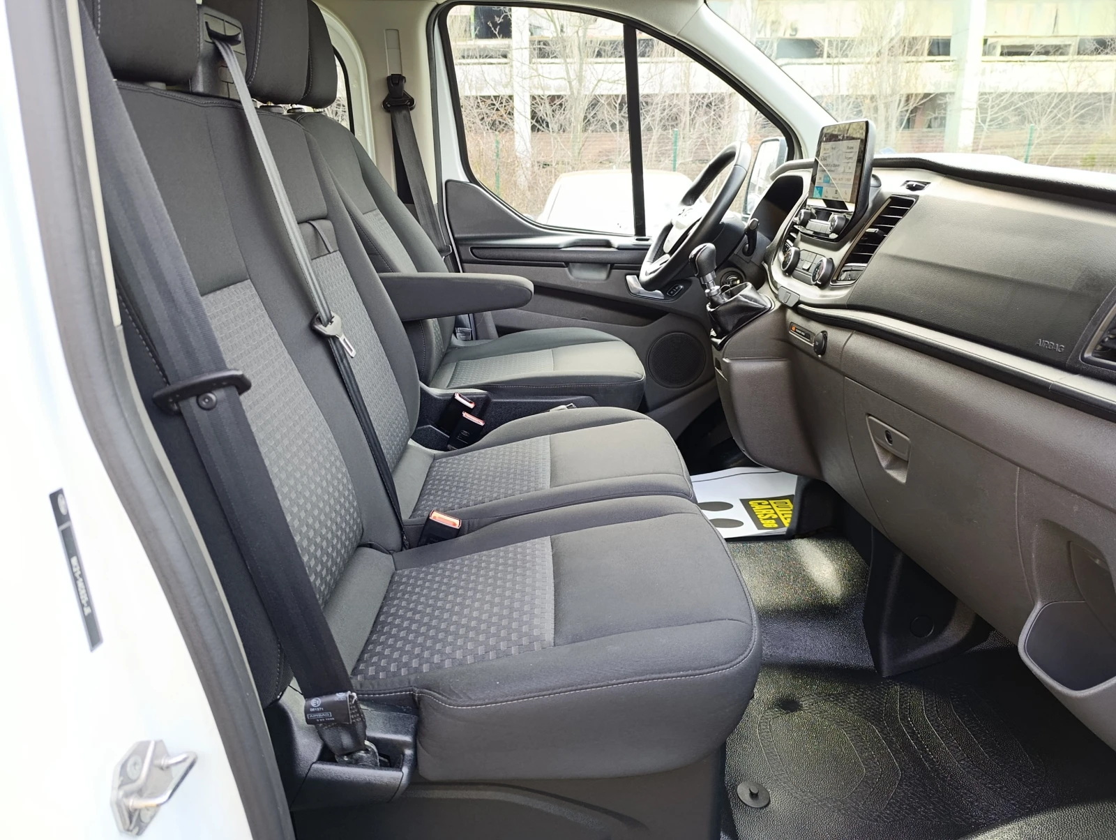 Ford Transit Custom 2.0 ТDCI 8+ 1 Закупен от БГ, снимка 9 - Автомобили и джипове - 54354189