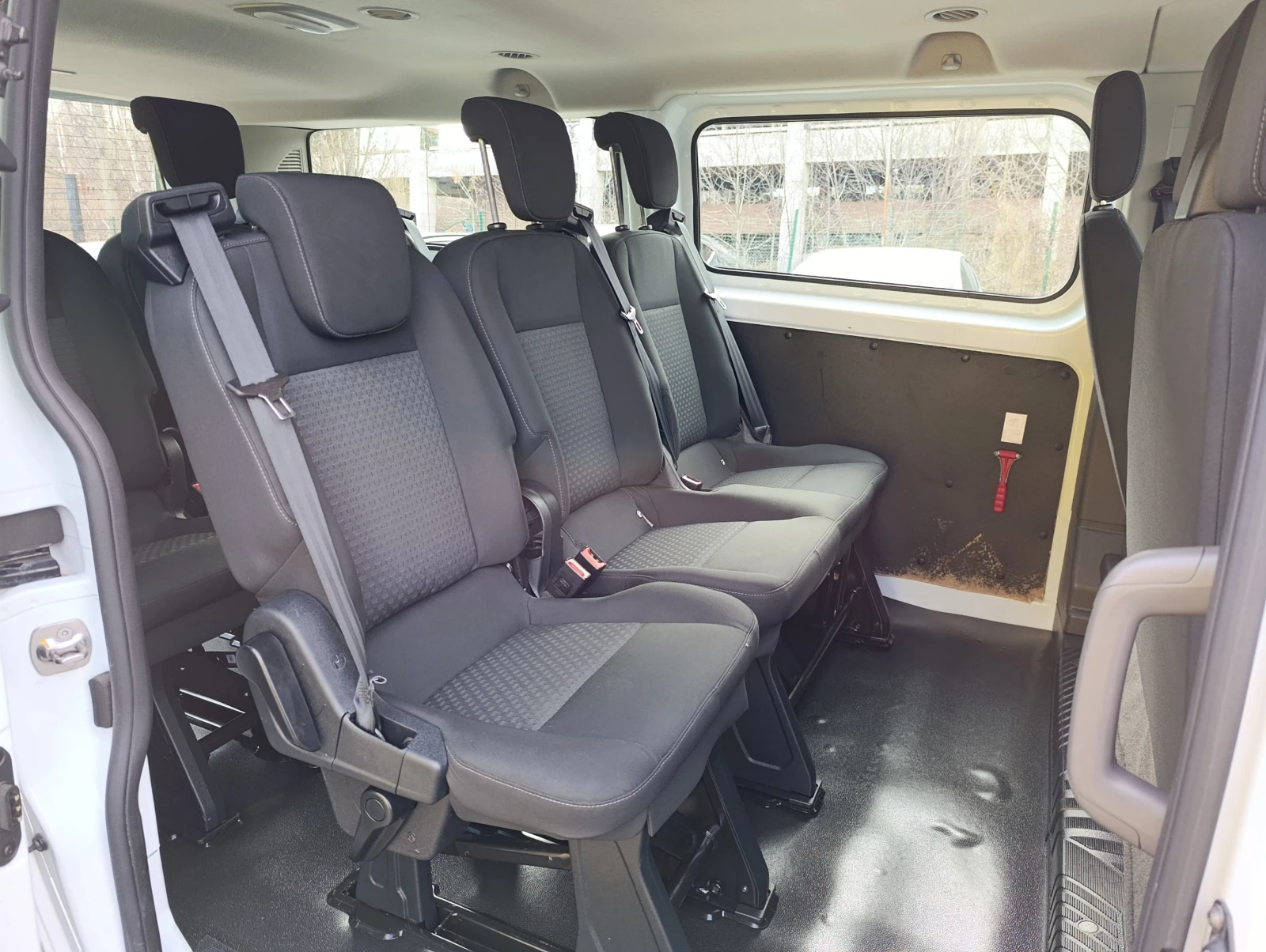 Ford Transit Custom 2.0 ТDCI 8+ 1 Закупен от БГ, снимка 6 - Автомобили и джипове - 54354189