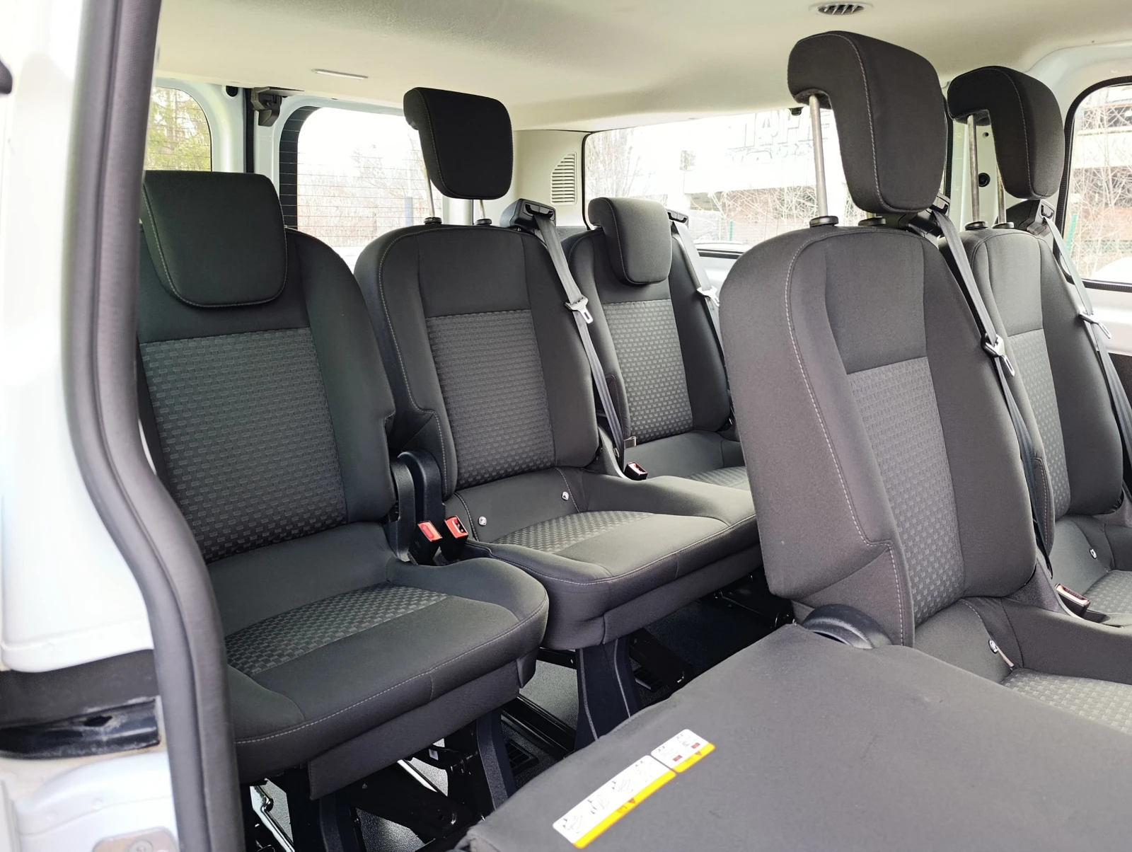 Ford Transit Custom 2.0 ТDCI 8+ 1 Закупен от БГ, снимка 7 - Автомобили и джипове - 54354189