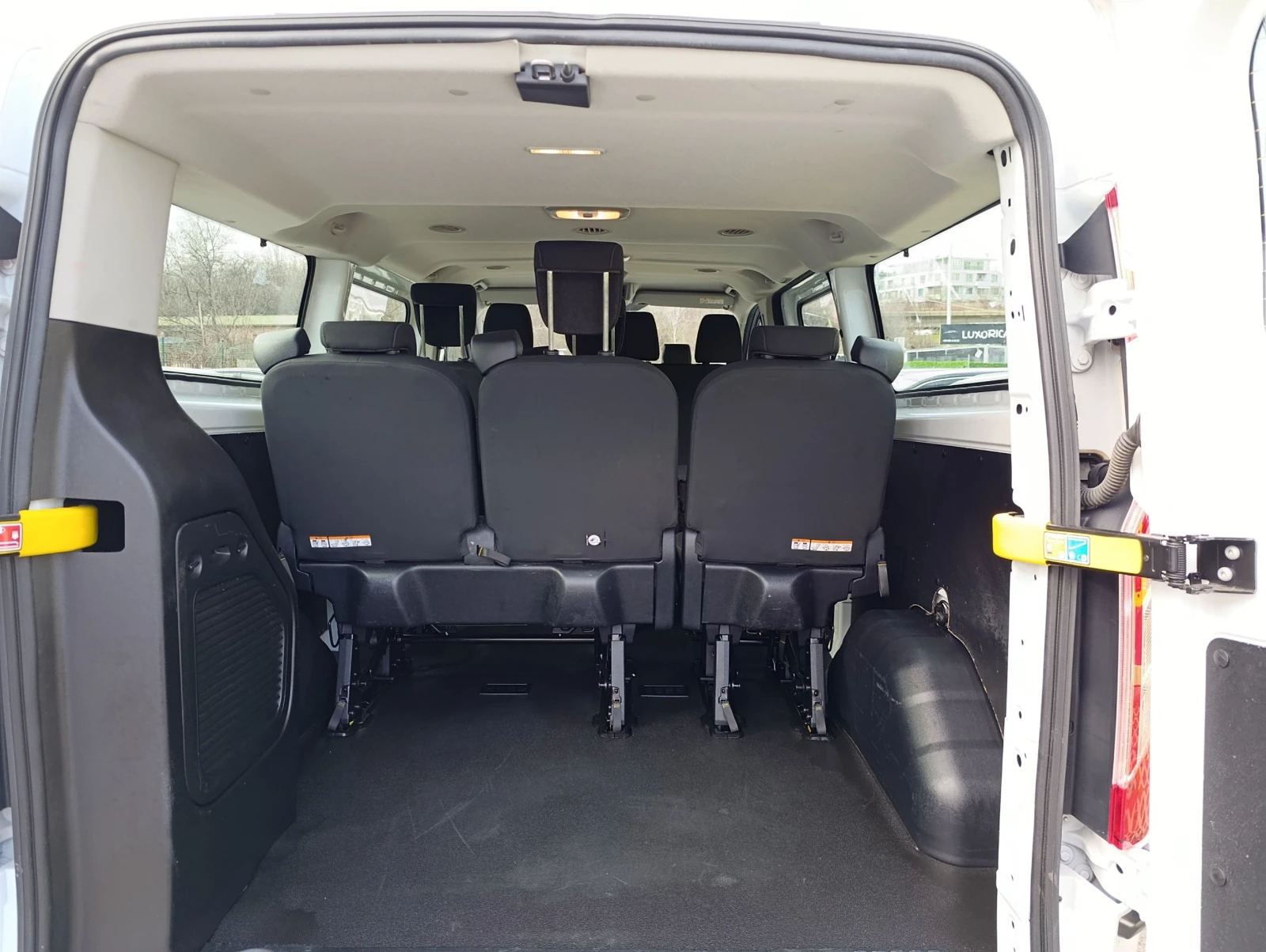 Ford Transit Custom 2.0 ТDCI 8+ 1 Закупен от БГ, снимка 10 - Автомобили и джипове - 54354189