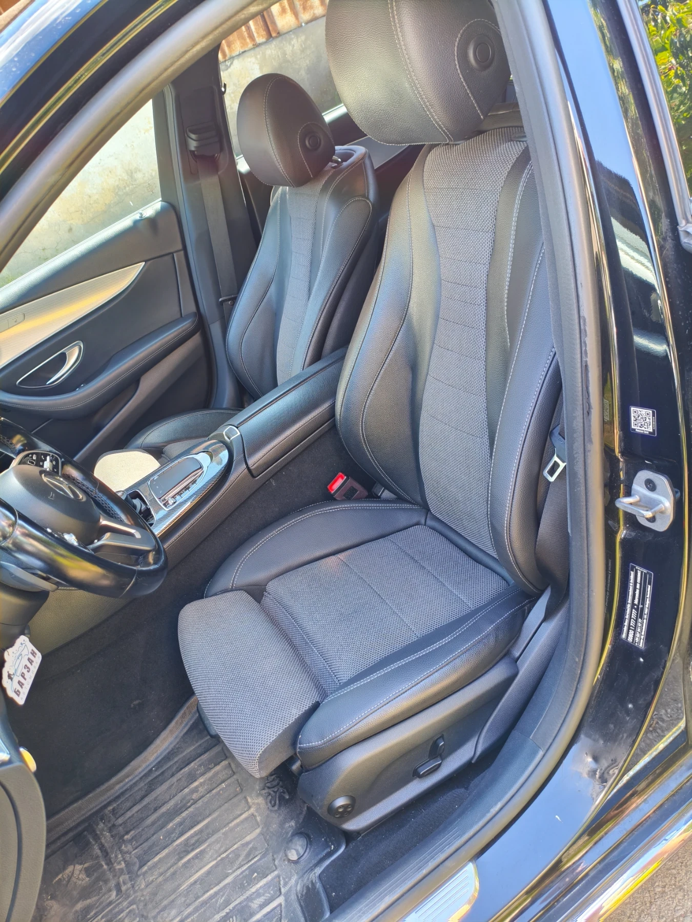 Mercedes-Benz E 220 Facelift 2.0D 9G 194k.s, снимка 7 - Автомобили и джипове - 54728612