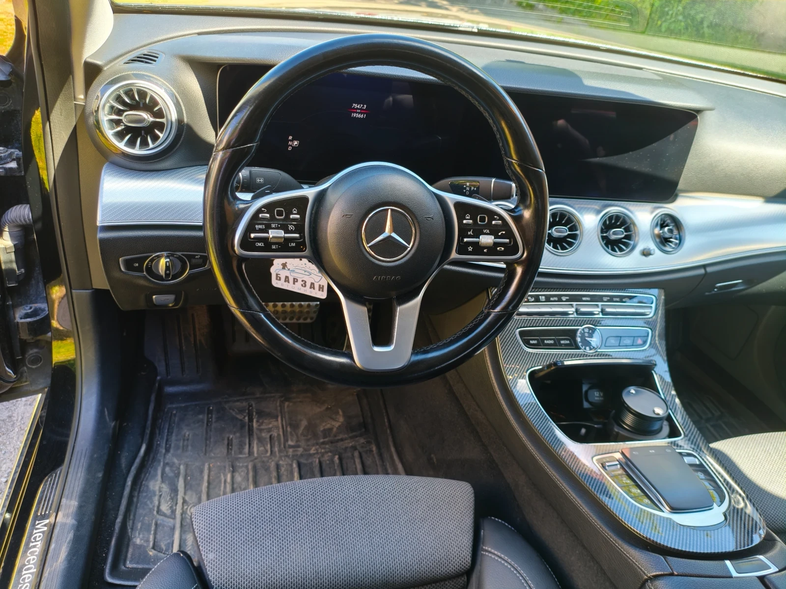Mercedes-Benz E 220 Facelift 2.0D 9G 194k.s, снимка 9 - Автомобили и джипове - 54728612