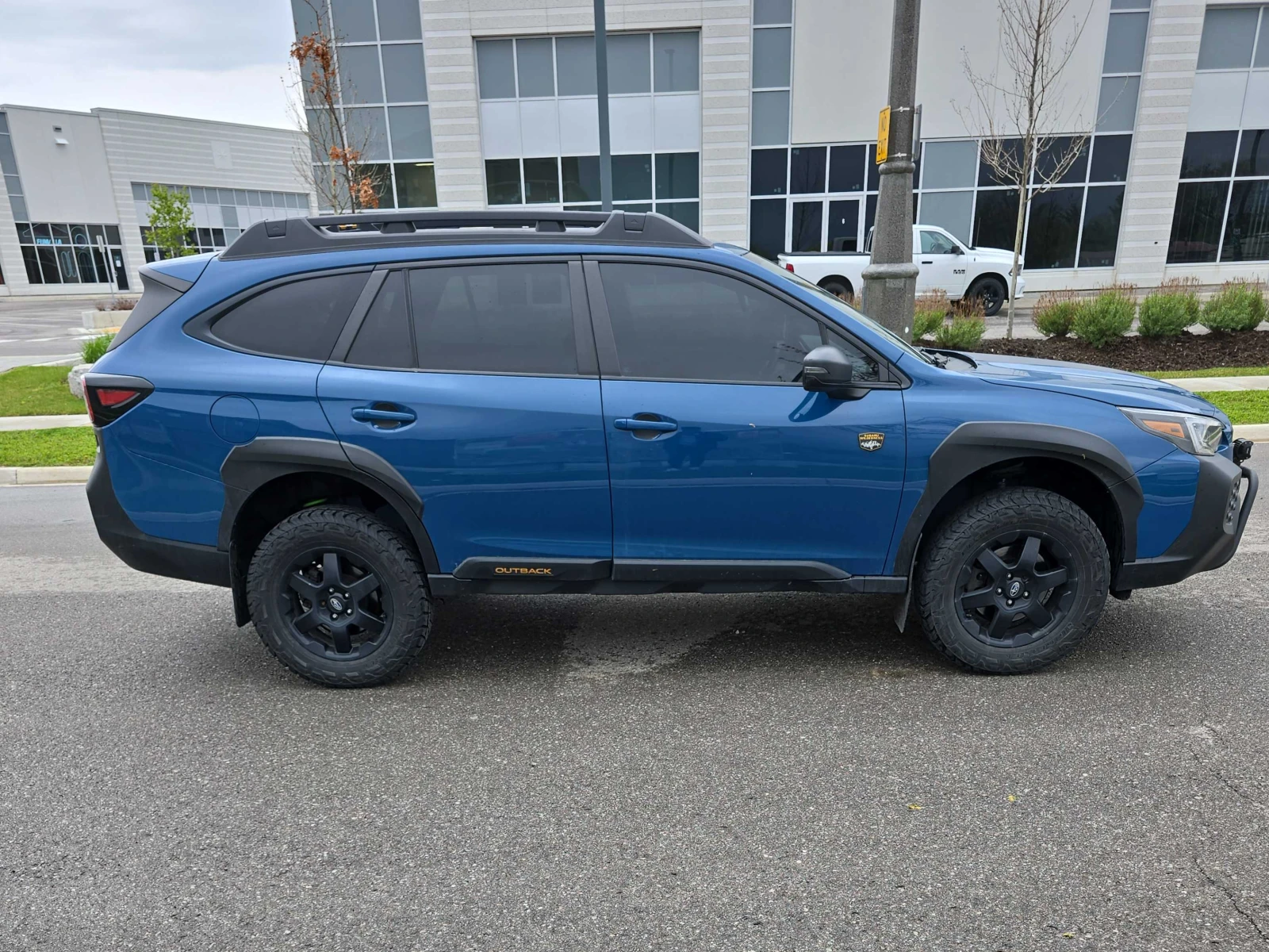 Subaru Outback Wilderness * Harman Kardon * , снимка 3 - Автомобили и джипове - 54742163