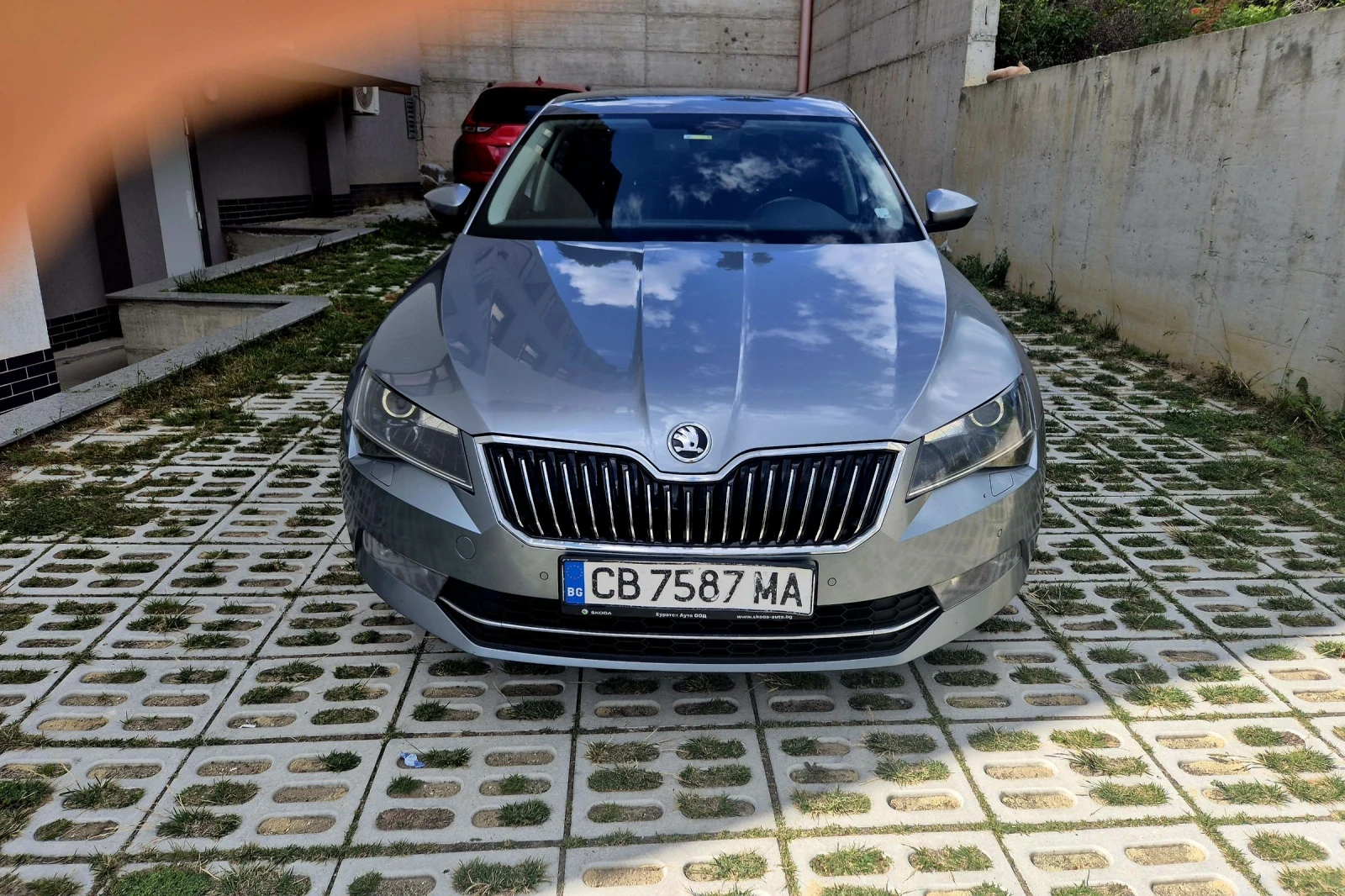 Skoda Superb 4x4, снимка 8 - Автомобили и джипове - 54907343