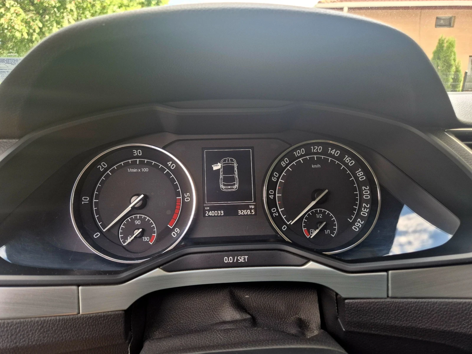 Skoda Superb 4x4, снимка 15 - Автомобили и джипове - 54907343