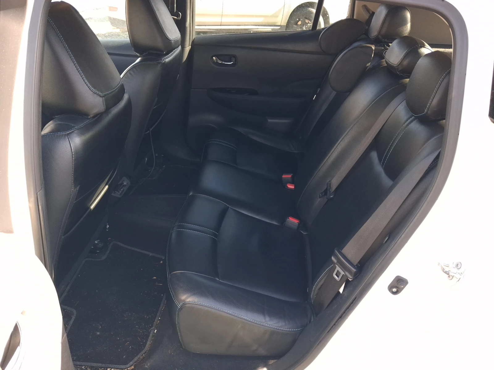Nissan Leaf  62kW, снимка 10 - Автомобили и джипове - 54908333