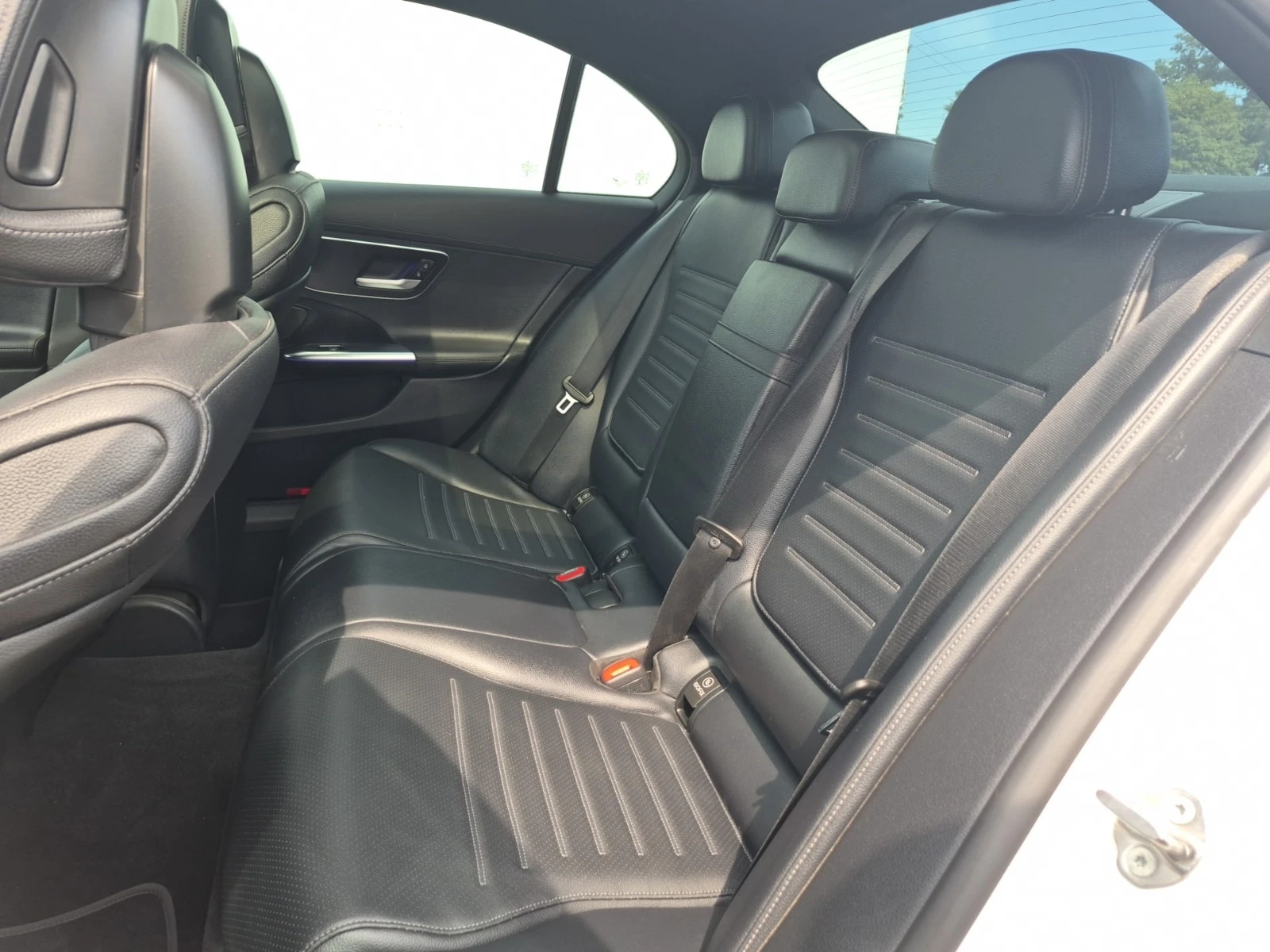 Mercedes-Benz C 300 * CARFAX * От Mercedes * , снимка 8 - Автомобили и джипове - 55818245