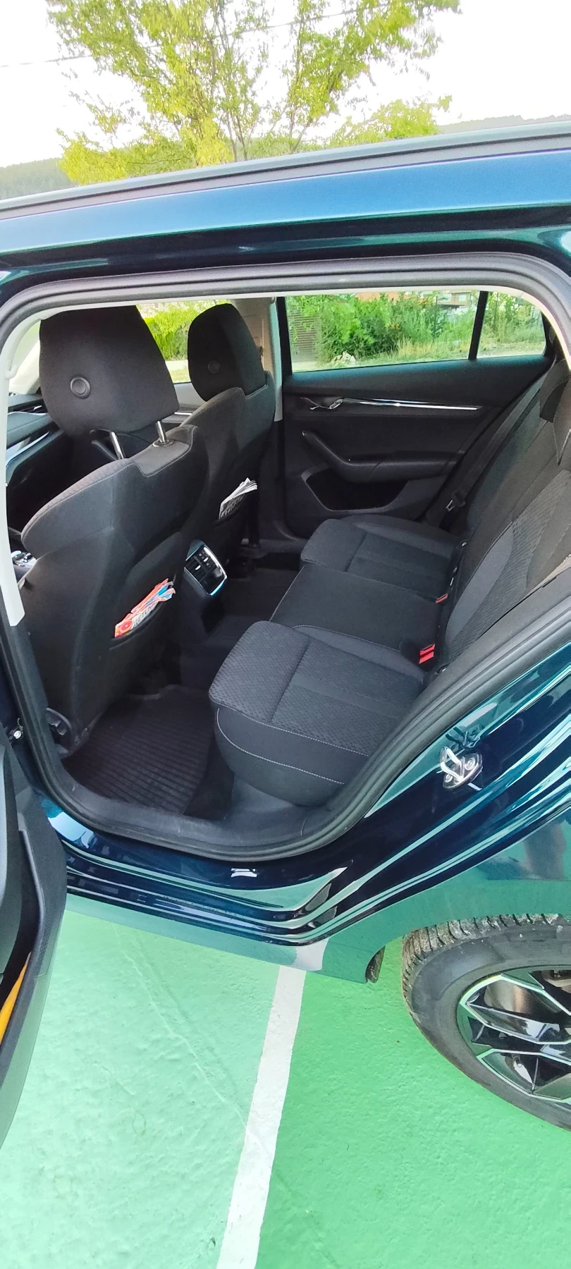 Skoda Octavia Edition 1.5 e-Tsi, снимка 10 - Автомобили и джипове - 56099063