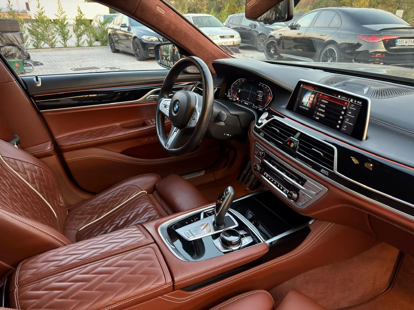 BMW 740 M-PACK* Long* 87000km* B&W*  | Mobile.bg � ����������� 10