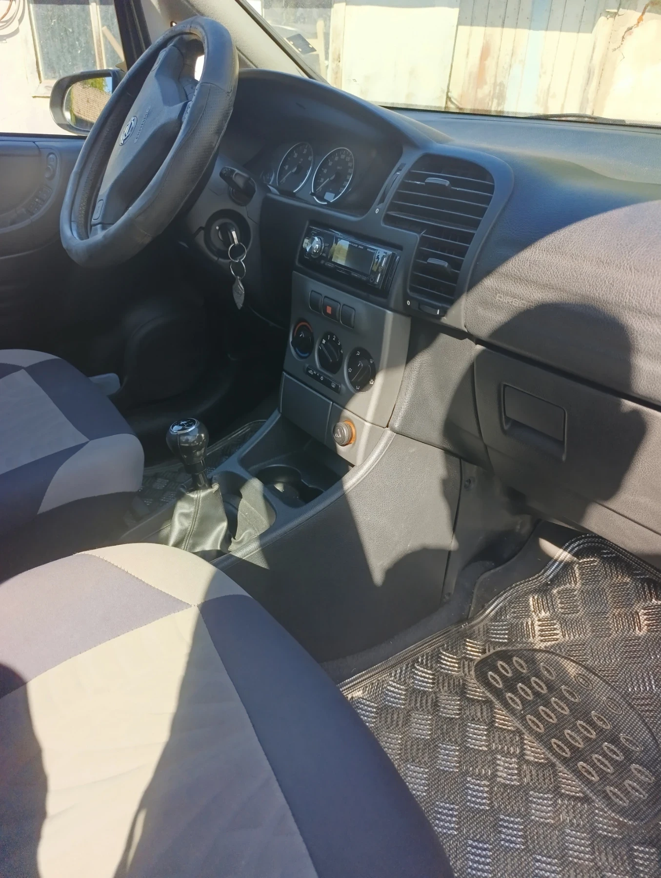 Opel Zafira, снимка 7 - Автомобили и джипове - 56543721