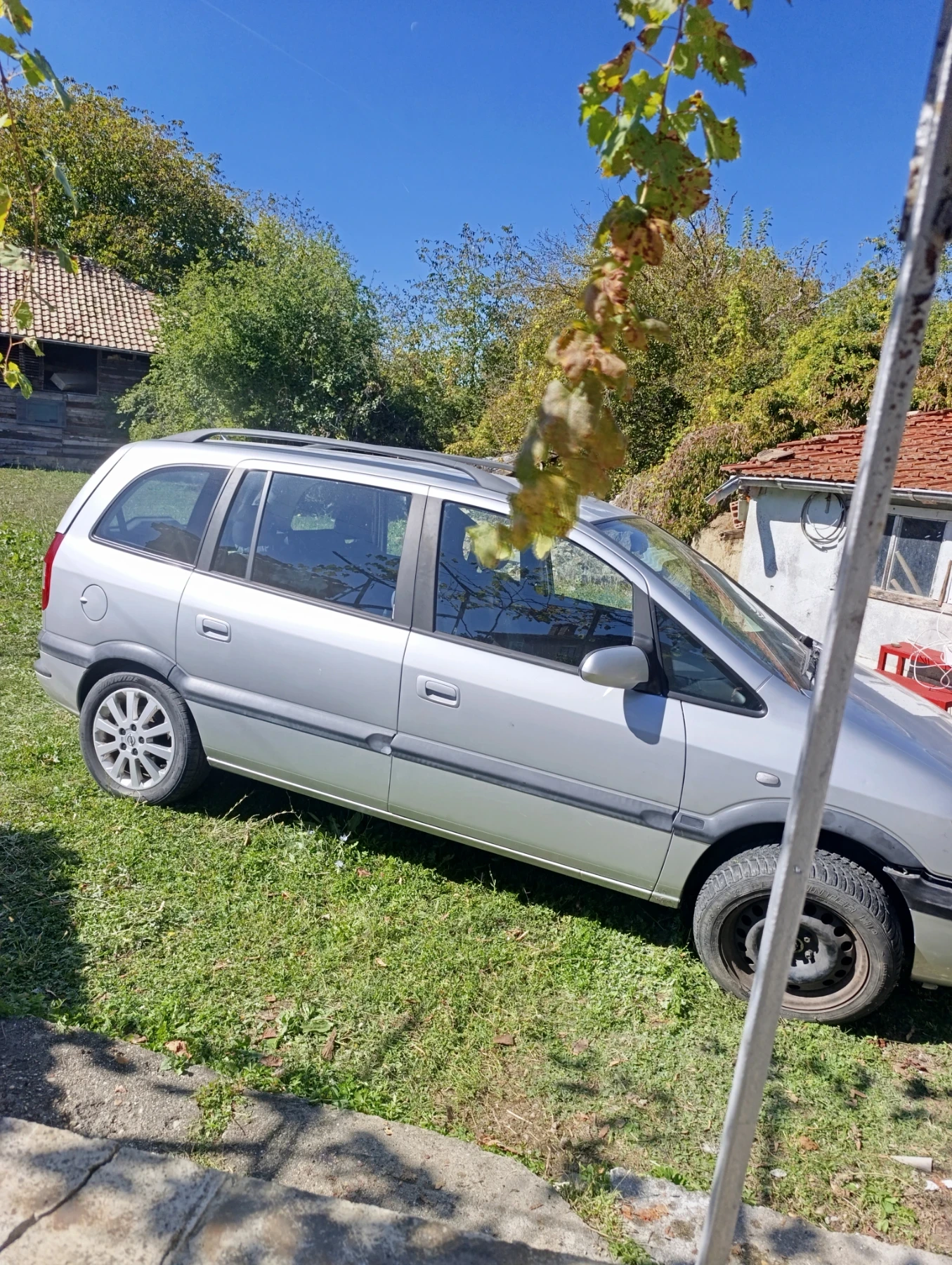 Opel Zafira, снимка 10 - Автомобили и джипове - 56543721