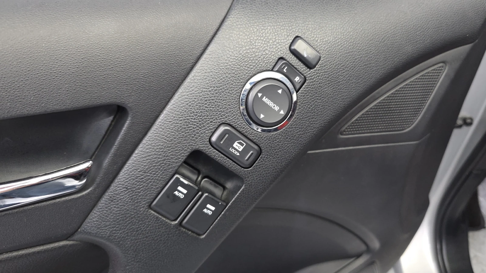 Hyundai Genesis КРАЙНА ЦЕНА* encareu.com, снимка 12 - Автомобили и джипове - 56631429