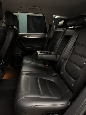 VW Touareg 3.0 TDI 245 КС:: 360::LED::NAVI::, снимка 12