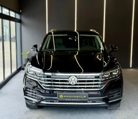 VW Touareg 4 Motion* FULL* Pano* Подгрев* Обдух* Лизинг , снимка 2