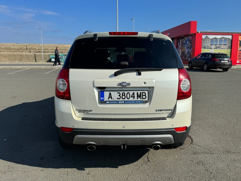 Chevrolet Captiva SUV, снимка 13 - Автомобили и джипове - 52078905