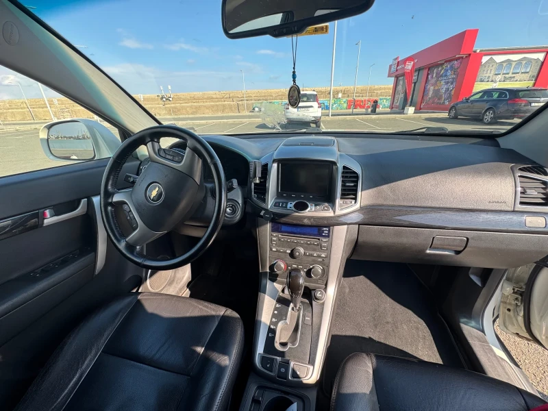 Chevrolet Captiva SUV, снимка 7 - Автомобили и джипове - 52078905