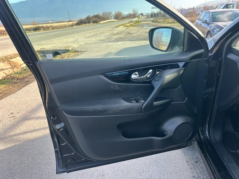 Nissan Qashqai 1.5 DCI, снимка 7 - Автомобили и джипове - 52857252