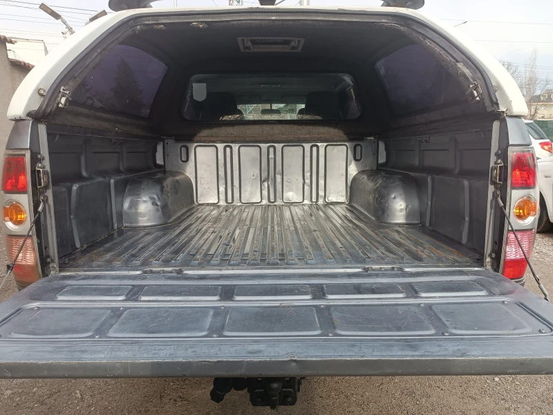 Mazda BT-50 2.5TDCI 4X4, снимка 9 - Автомобили и джипове - 53223797