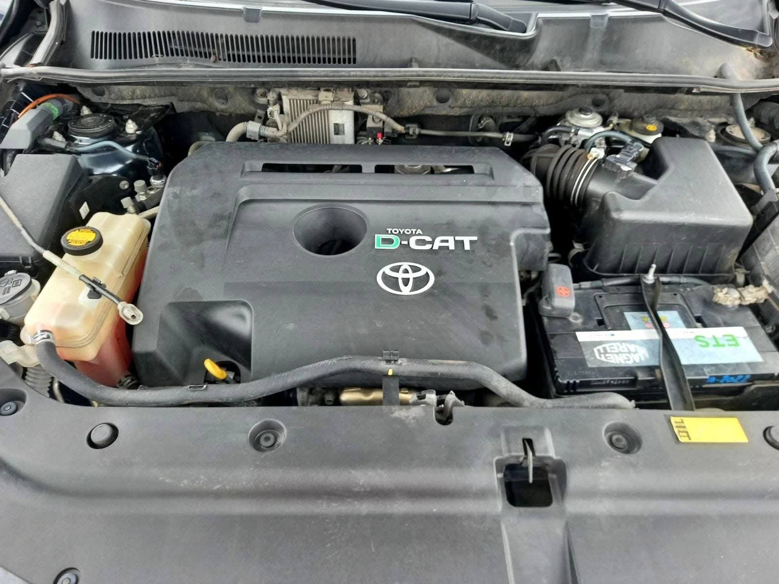 Toyota Rav4 2.2 d-cat | Mobile.bg — изображение 15