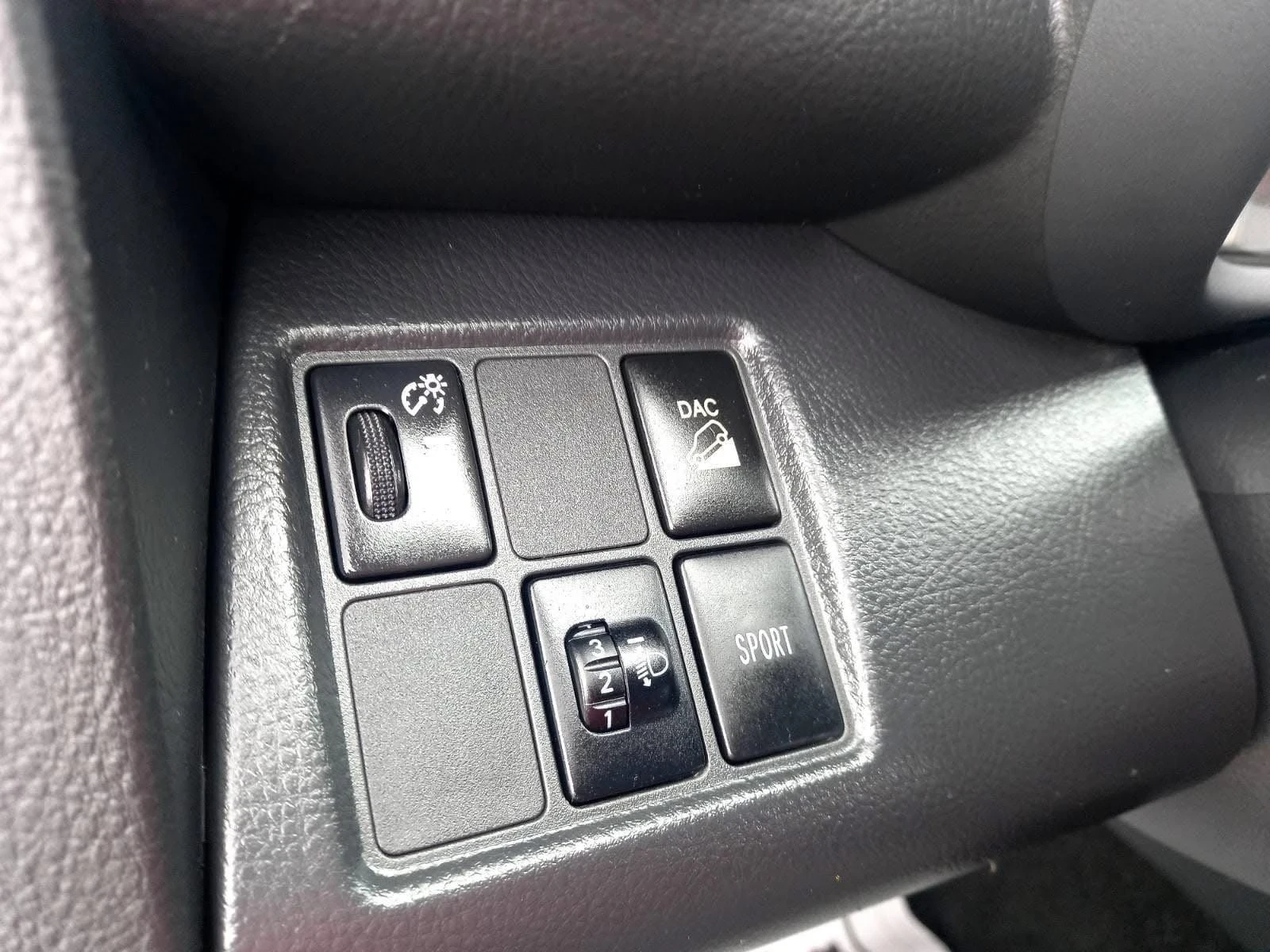 Toyota Rav4 2.2 d-cat | Mobile.bg — изображение 16