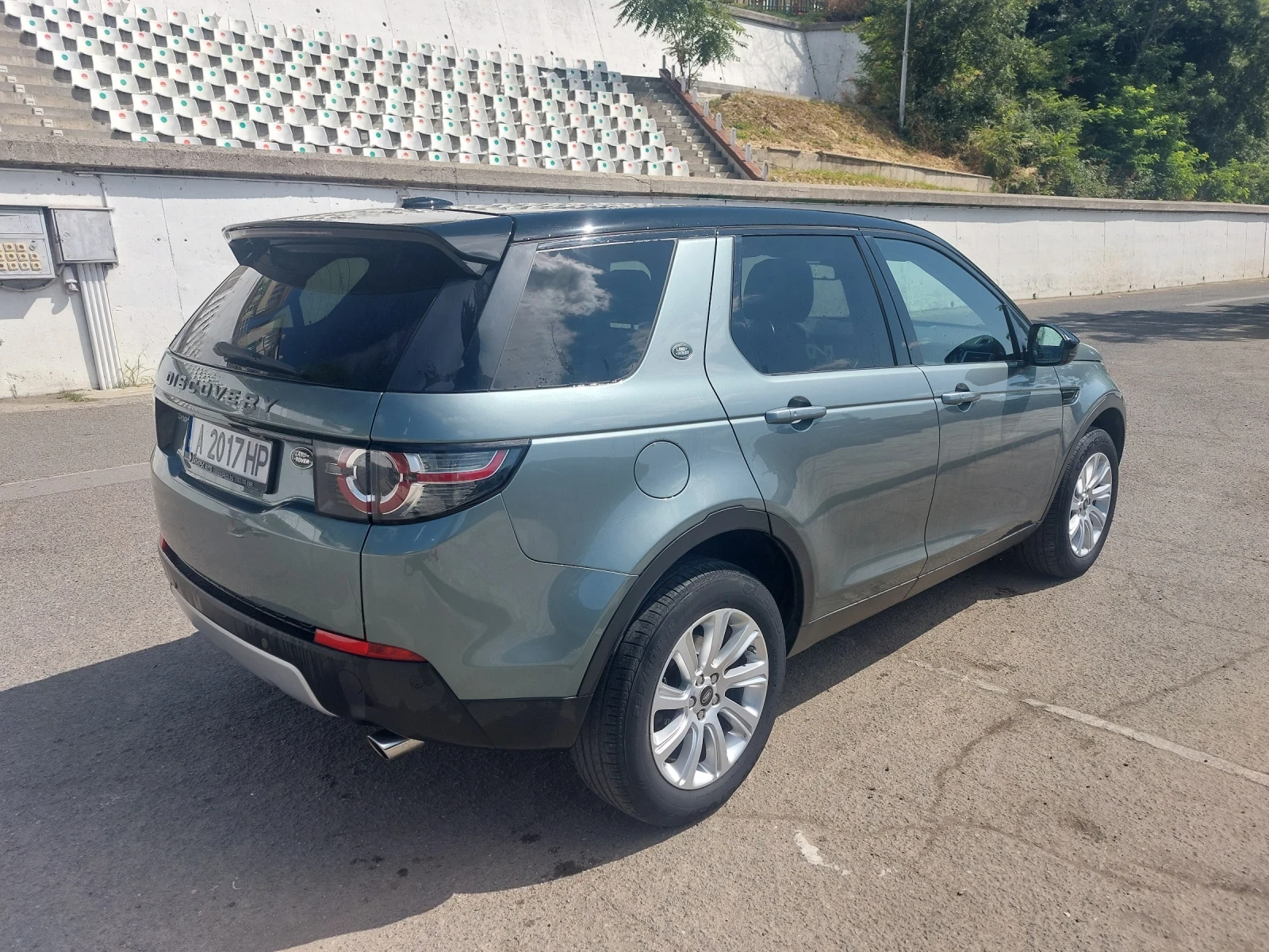 Land Rover Discovery Sport 2.0D - изображение 4