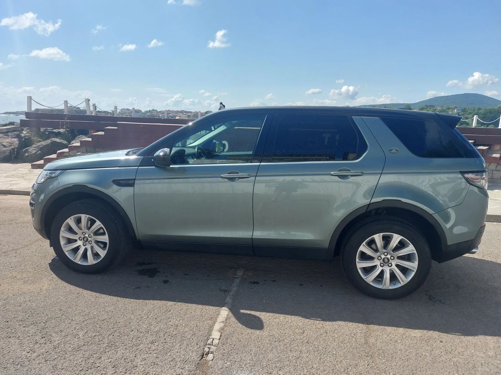 Land Rover Discovery Sport 2.0D - изображение 3