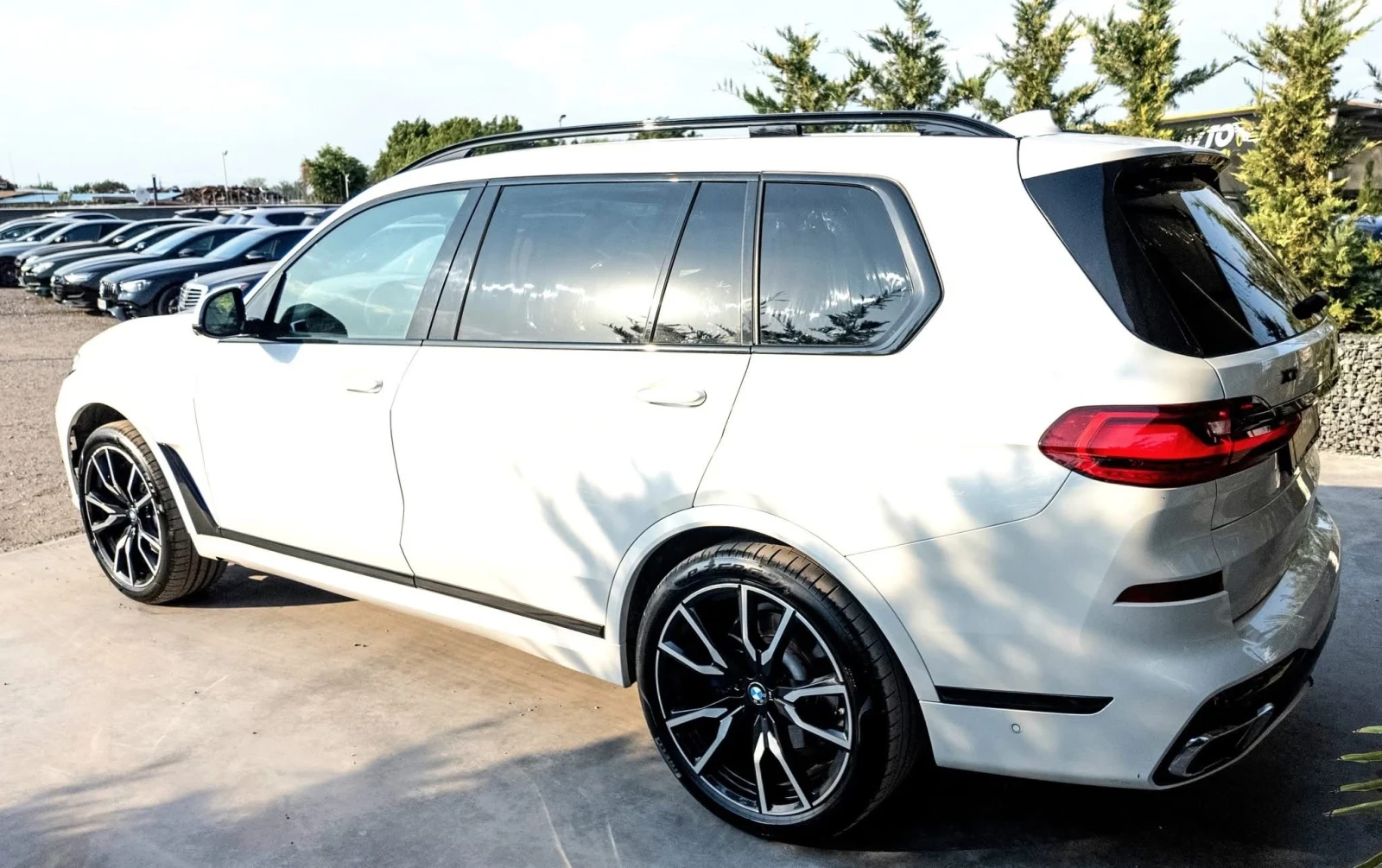 BMW X7 M50 I FULL M PACK ПАНО РЯДКА КОЖА ЛИЗИНГ 100% - изображение 6