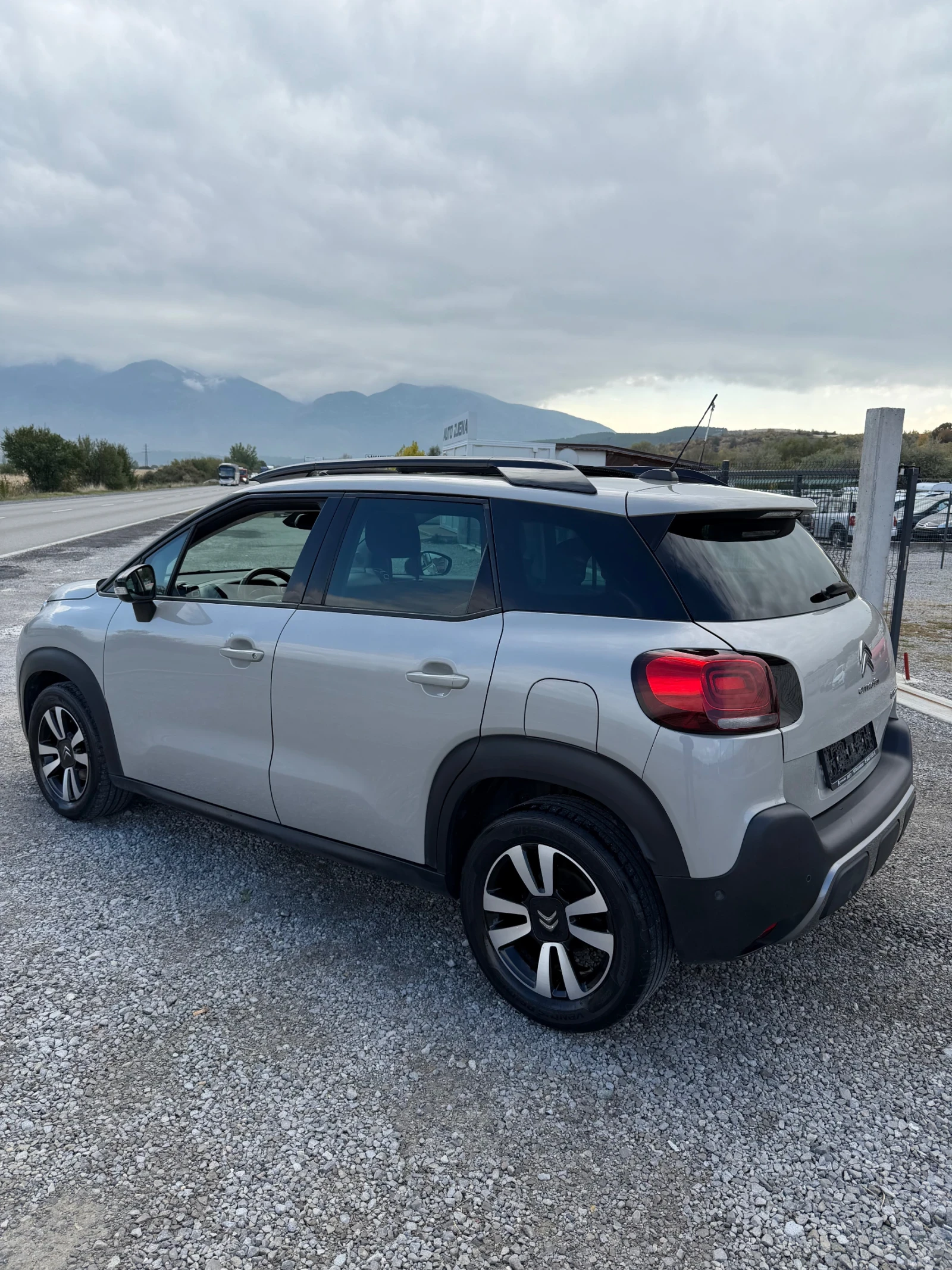 Citroen C3 Aircross 1.2i TURBO SHINE PANORAMA EURO 6 SERVICE BOOK - изображение 7