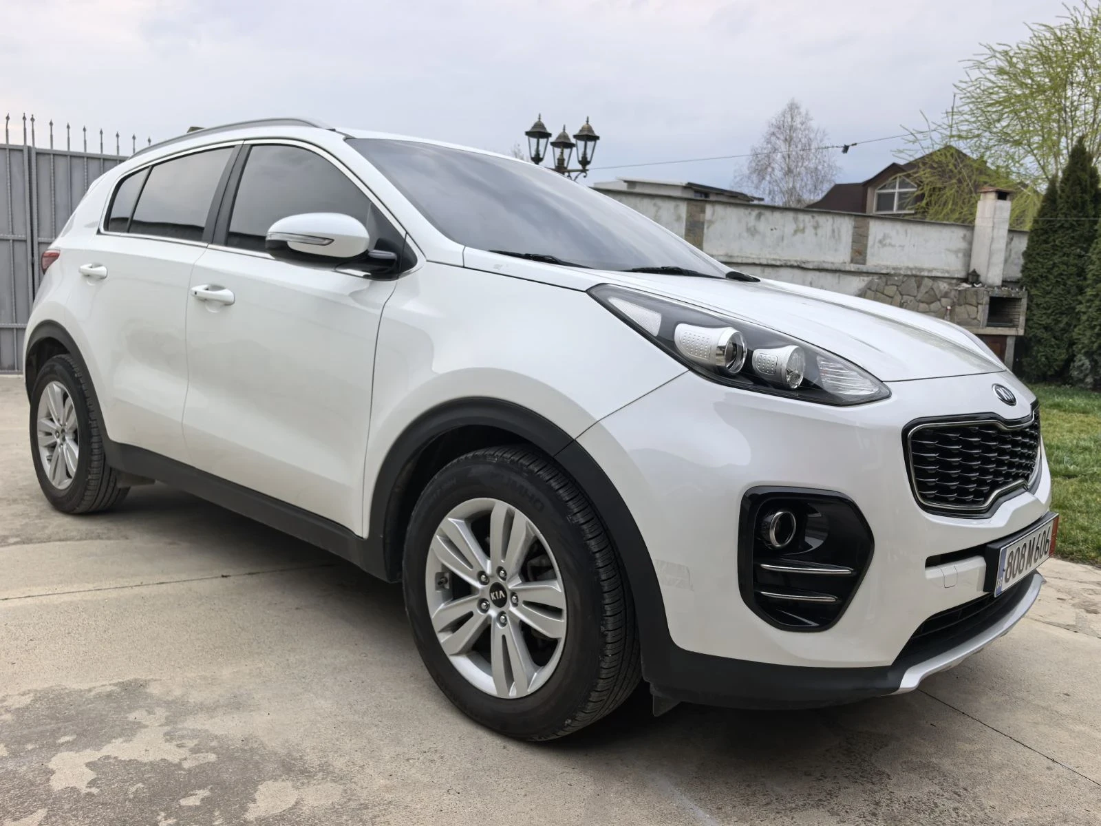 Kia Sportage, снимка 8 - Автомобили и джипове - 53972080