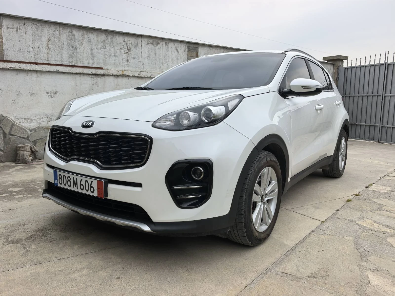 Kia Sportage, снимка 5 - Автомобили и джипове - 53972080