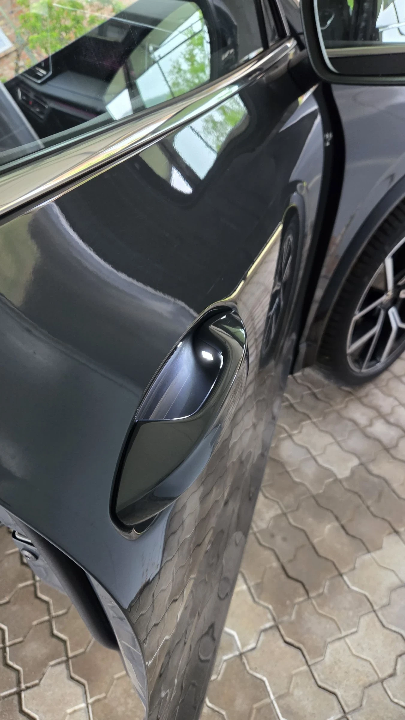 VW Tiguan R-line 2.0 TDI SCR 4MOTION DSG, снимка 14 - Автомобили и джипове - 54394187
