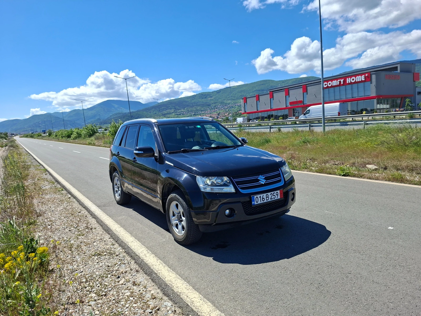 Suzuki Grand vitara 2.4 GL TOP Швейцария, снимка 6 - Автомобили и джипове - 54712424